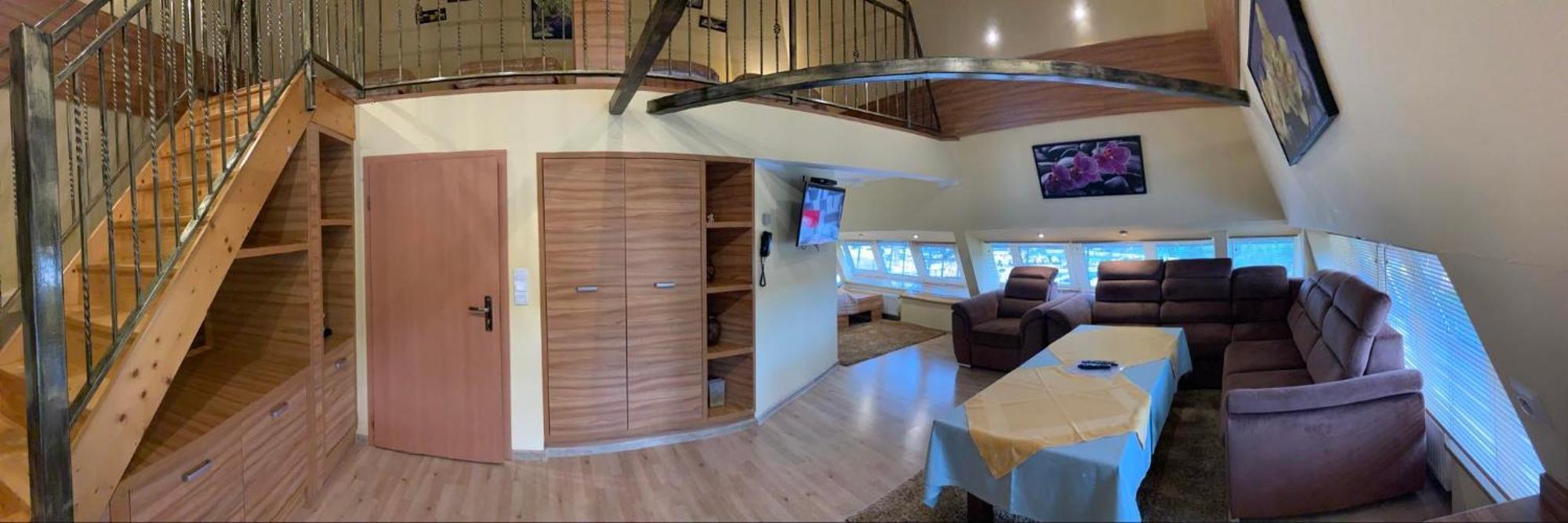 Piramida Aparthotel Boleslawiec  Buitenkant foto