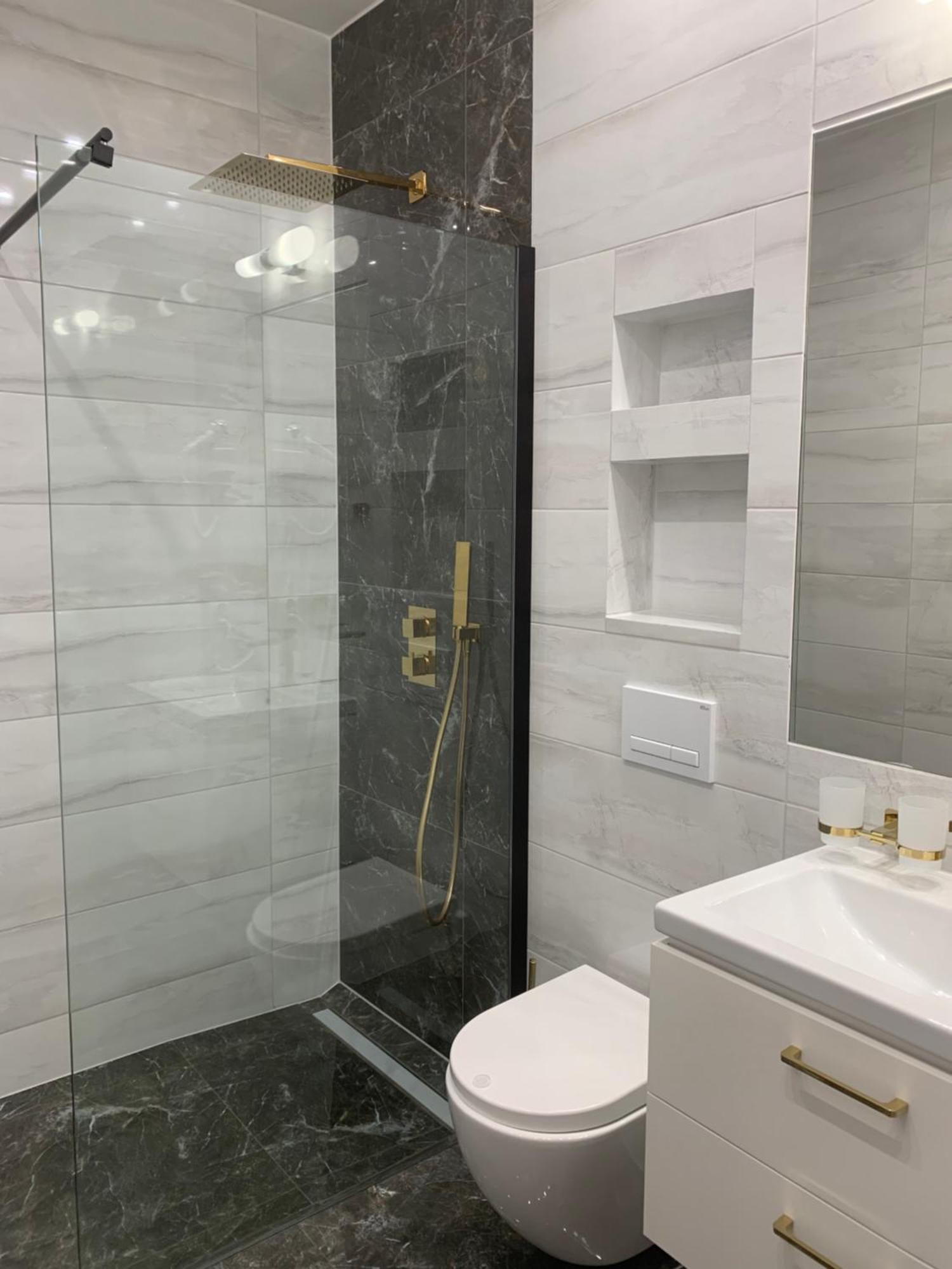 Piramida Aparthotel Boleslawiec  Buitenkant foto