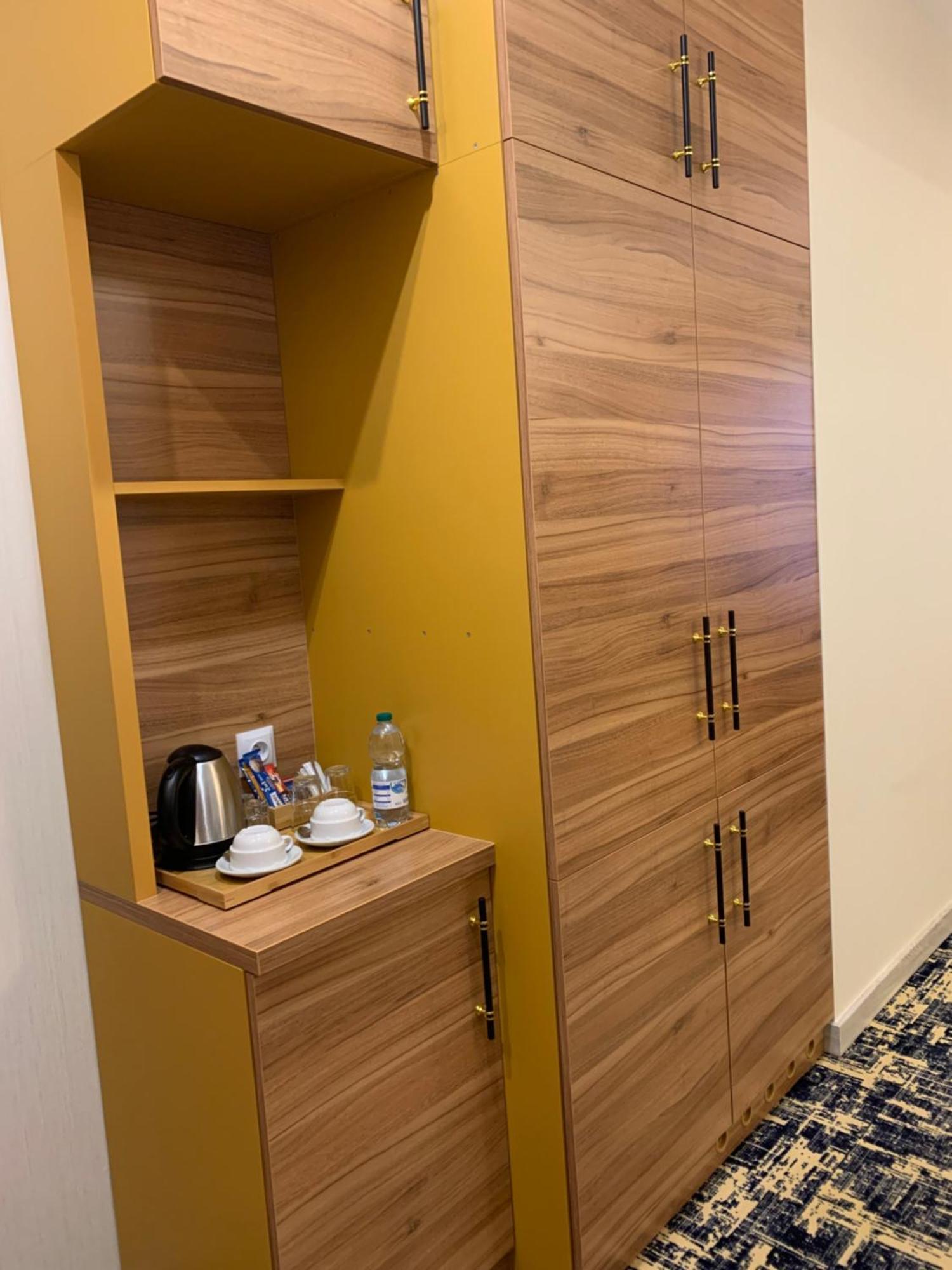 Piramida Aparthotel Boleslawiec  Buitenkant foto